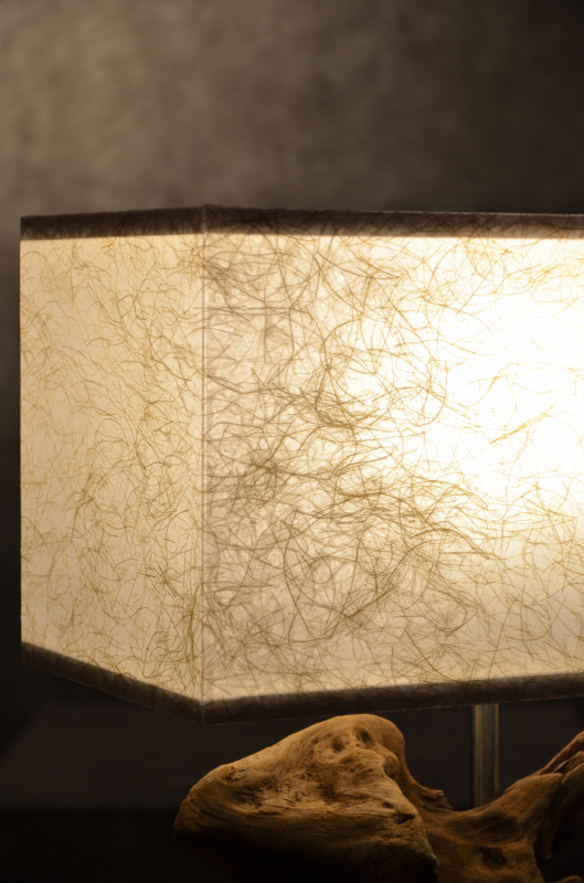 流木と和紙のランプ