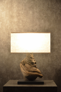 流木と和紙のランプ