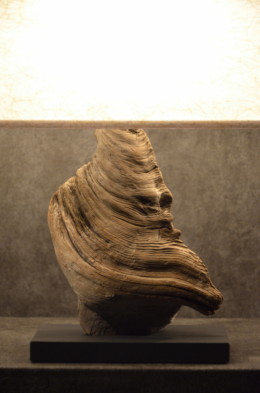 流木と和紙のランプ