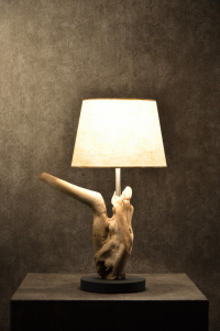 流木と和紙のランプ