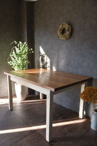 シャビーテーブル