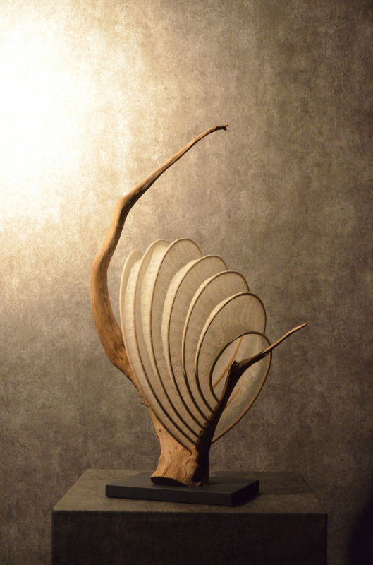 流木と和紙のランプ