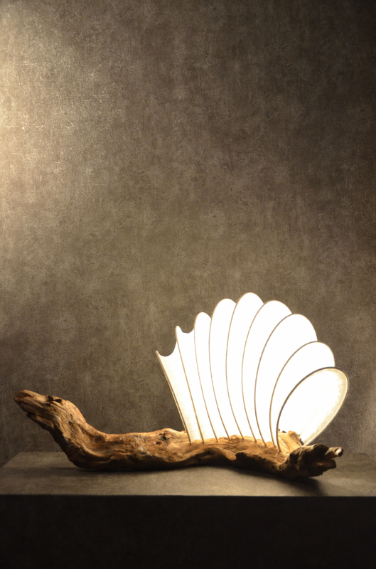 流木と和紙のランプ