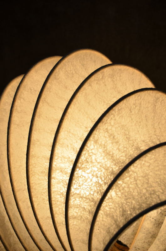 流木と和紙のランプ