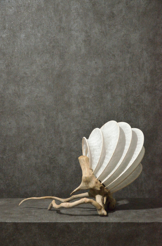 流木と和紙のランプ