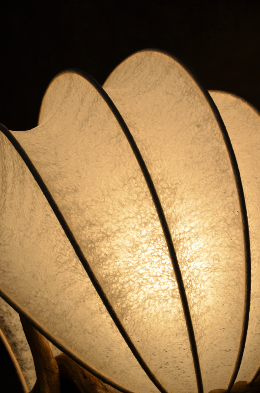 流木と和紙のランプ