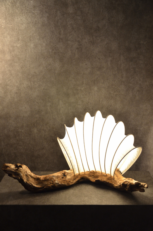 流木と和紙のランプ