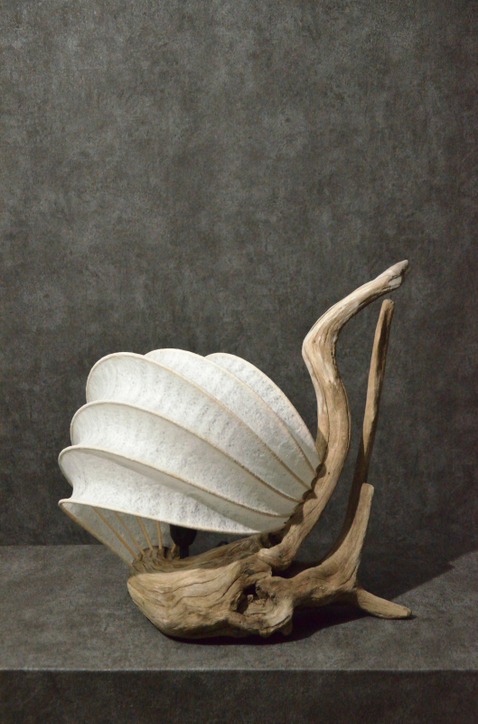 流木と和紙のランプ