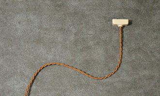 流木シーリングランプの電源コード