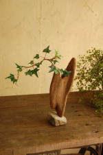 自然流木と天然石のオブジェ花器