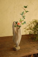 自然流木と天然石のオブジェ花器