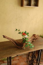 自然流木と天然石のオブジェ花器