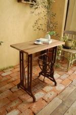 流木・古材家具