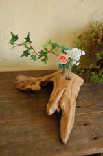 自然流木と天然石のオブジェ花器