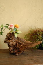 自然流木と天然石のオブジェ花器