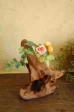 自然流木と天然石のオブジェ花器