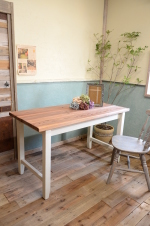 ナチュラルテーブル